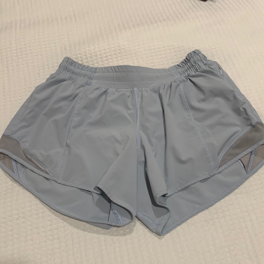 Lululemon 4” Hotty Hot Shorts